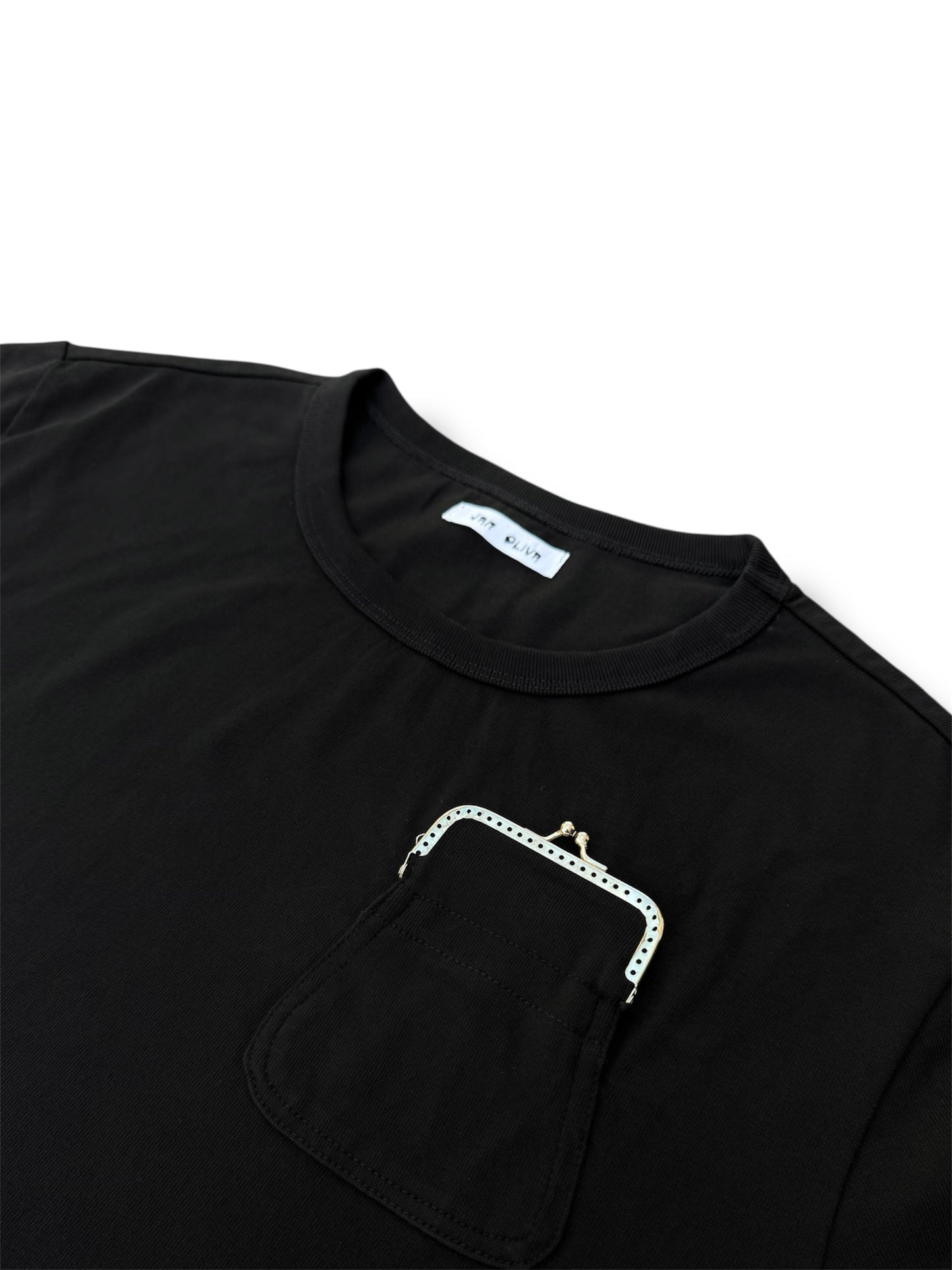 MONEDERO POCKET TEE