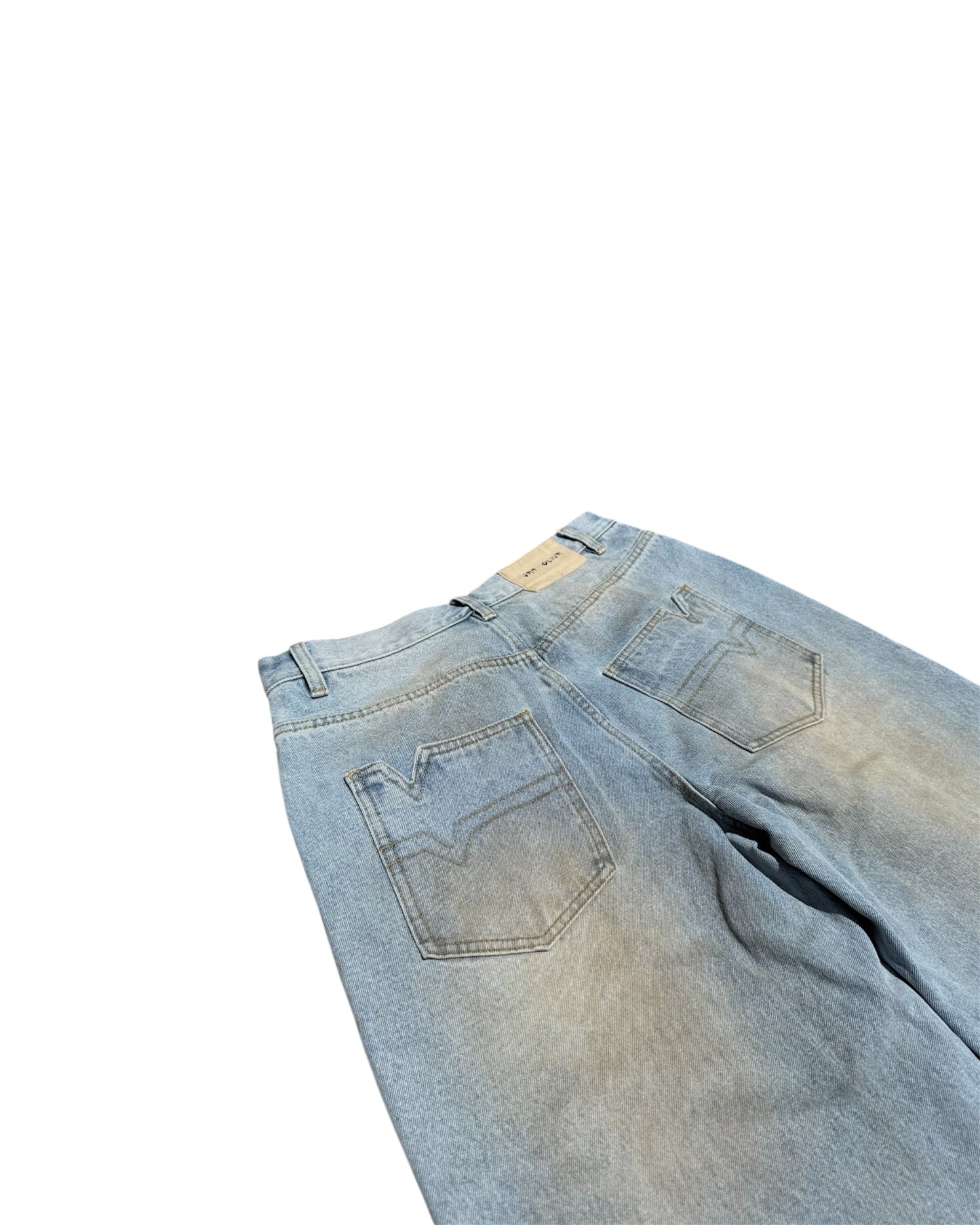 WHITE GLOVE SERVICE JEANS (SIZE UP)
